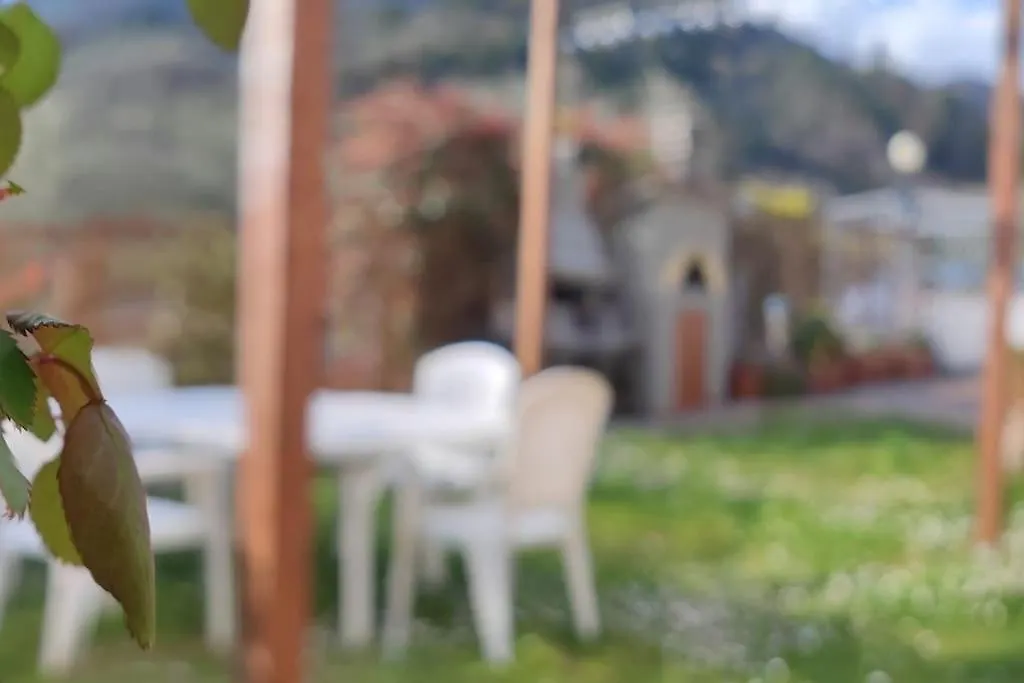 Casa Rosi, In Campagna, Relax Tra Mare E Montagna Apartment Giucano Italy