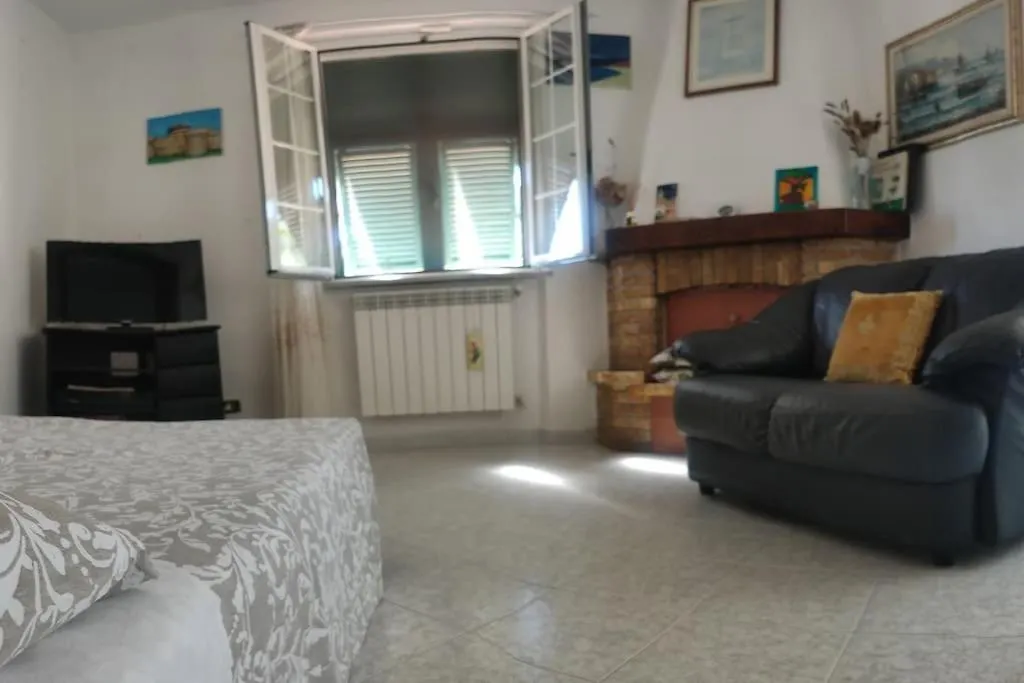 Casa Rosi, In Campagna, Relax Tra Mare E Montagna Appartement Giucano Italië